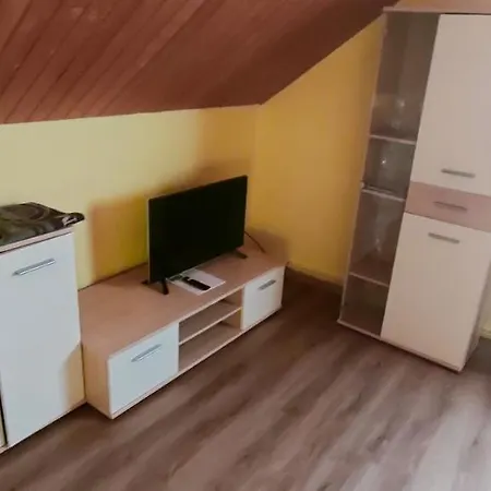 Burmester Von Privat! בית אירוח